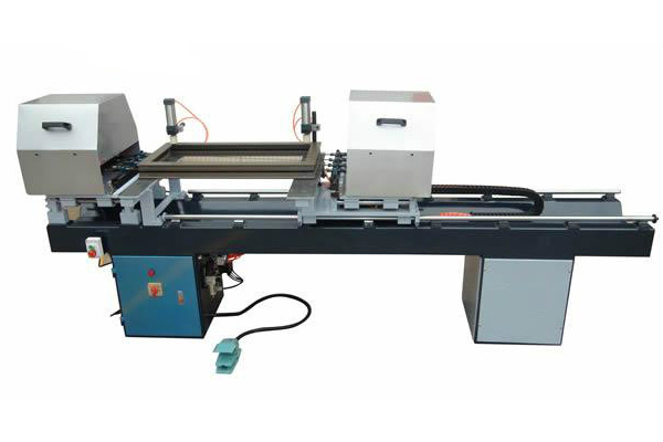 幕墻加工設(shè)備